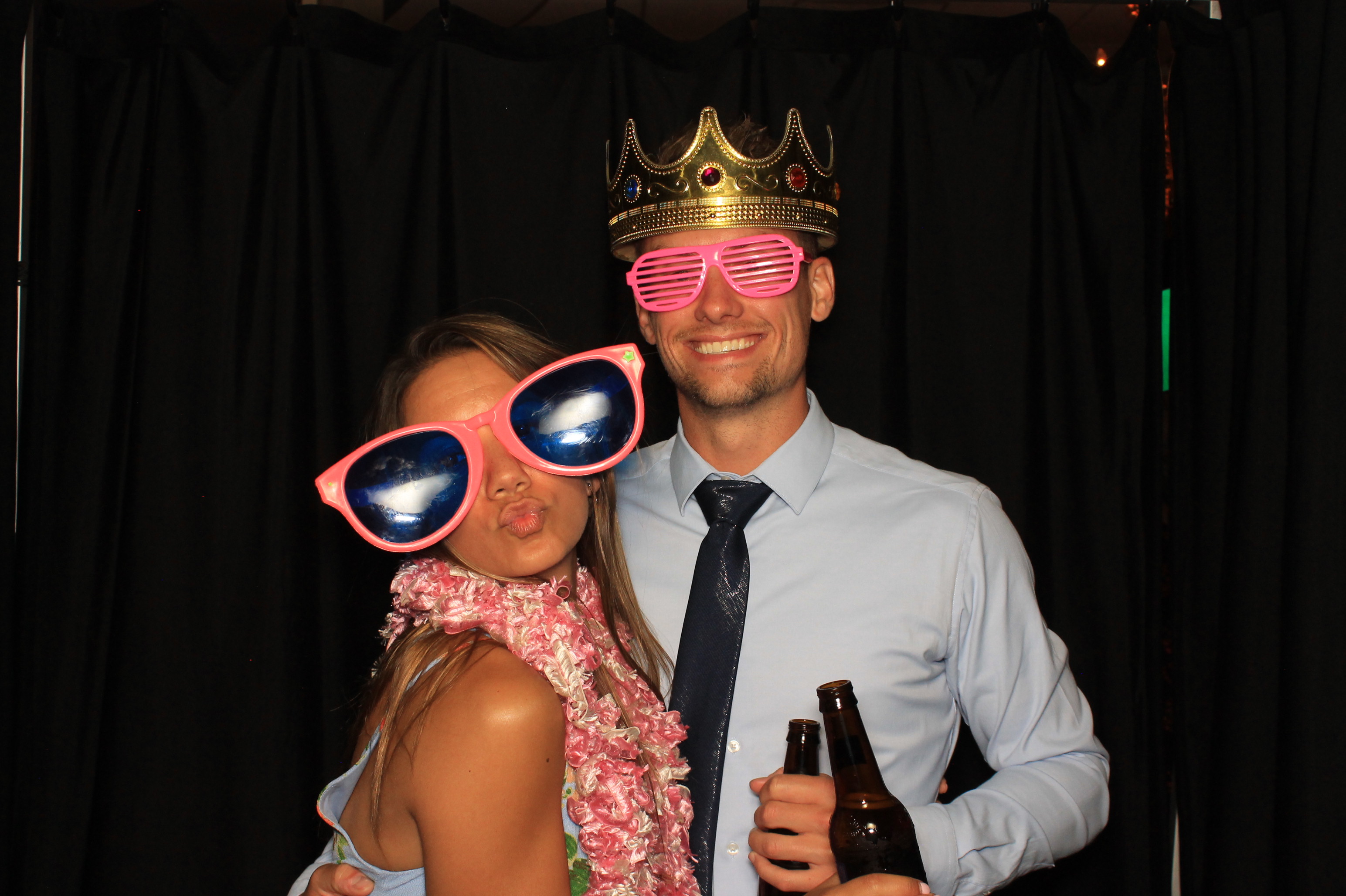 Meredith and Doug Wedding | View more photos from the event at gallery.photoboothcincy.com/u/PhotoBoothCincy/Meredith-and-Doug-Wedding